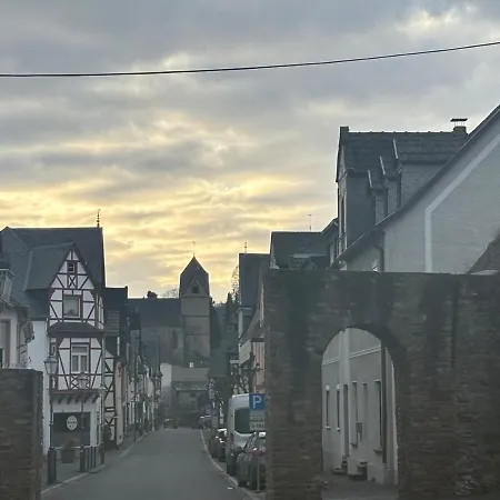بيت للعطل Traumhaus Mit Garten, Billiard Und Grill Rhens