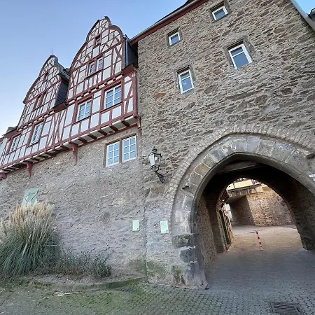 Traumhaus Mit Garten, Billiard Und Grill بيت للعطل *