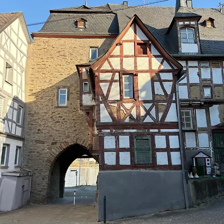 Traumhaus Mit Garten, Billiard Und Grill بيت للعطل