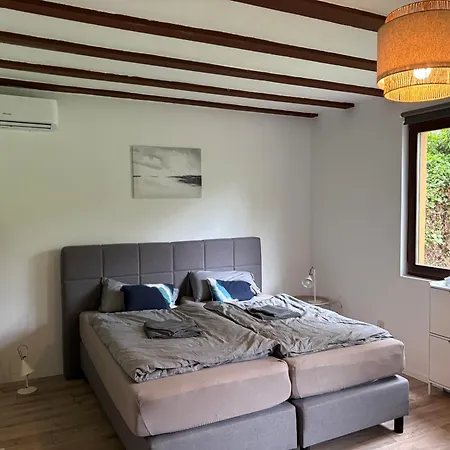 Traumhaus Mit Garten, Billiard Und Grill *