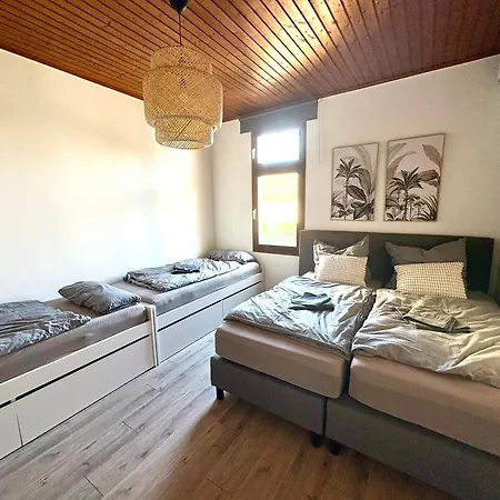 Traumhaus Mit Garten, Billiard Und Grill *