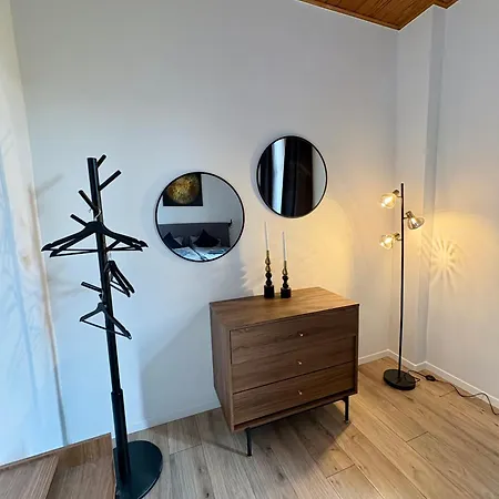 Traumhaus Mit Garten, Billiard Und Grill