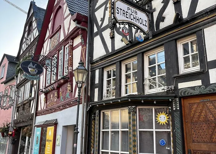 度假居 Renovated Until - Dream House With Garden And Billiards